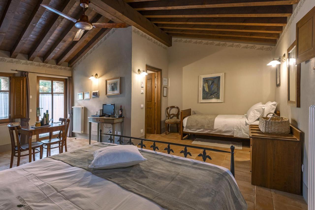 Podere Carceroni Poggi del Sasso Exteriér fotografie